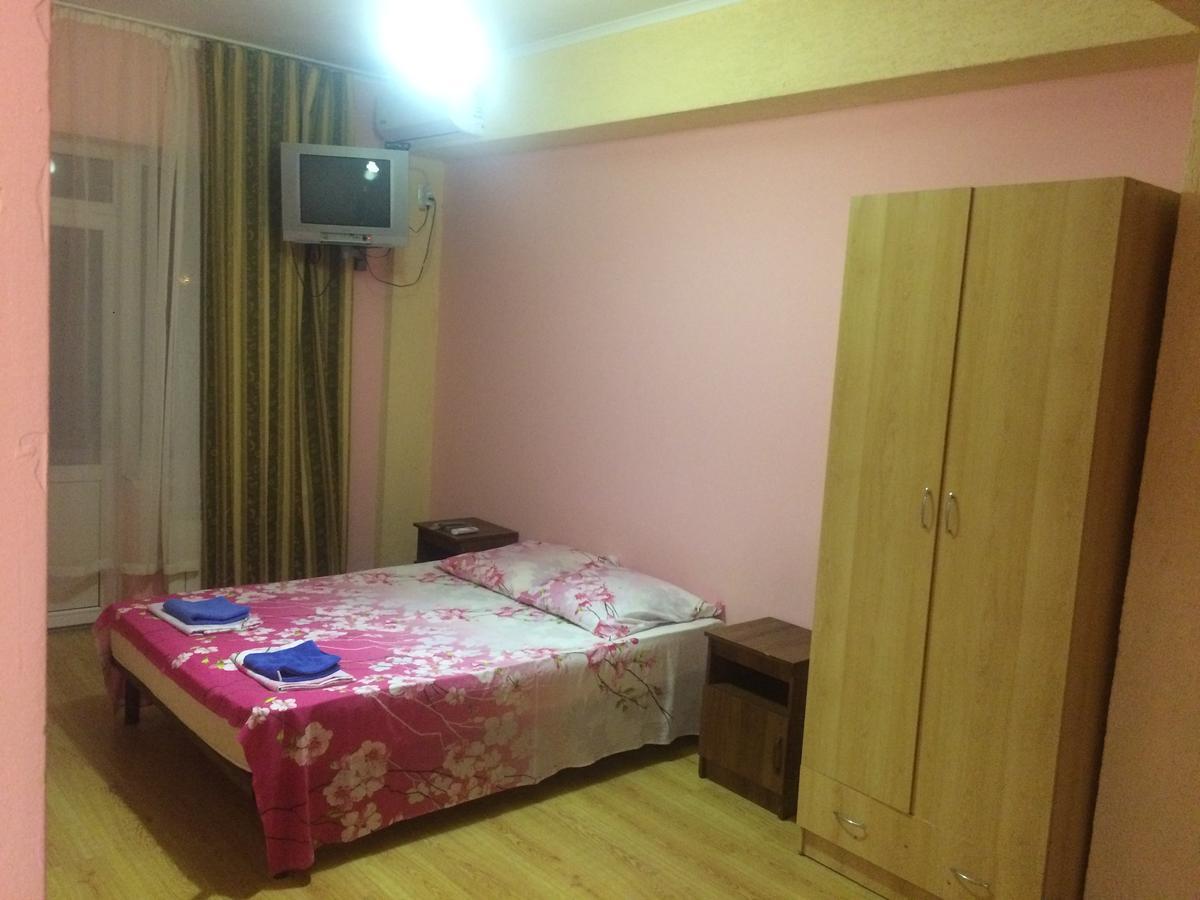 Gostevoi Dom Karavan Hotel Anapa Luaran gambar